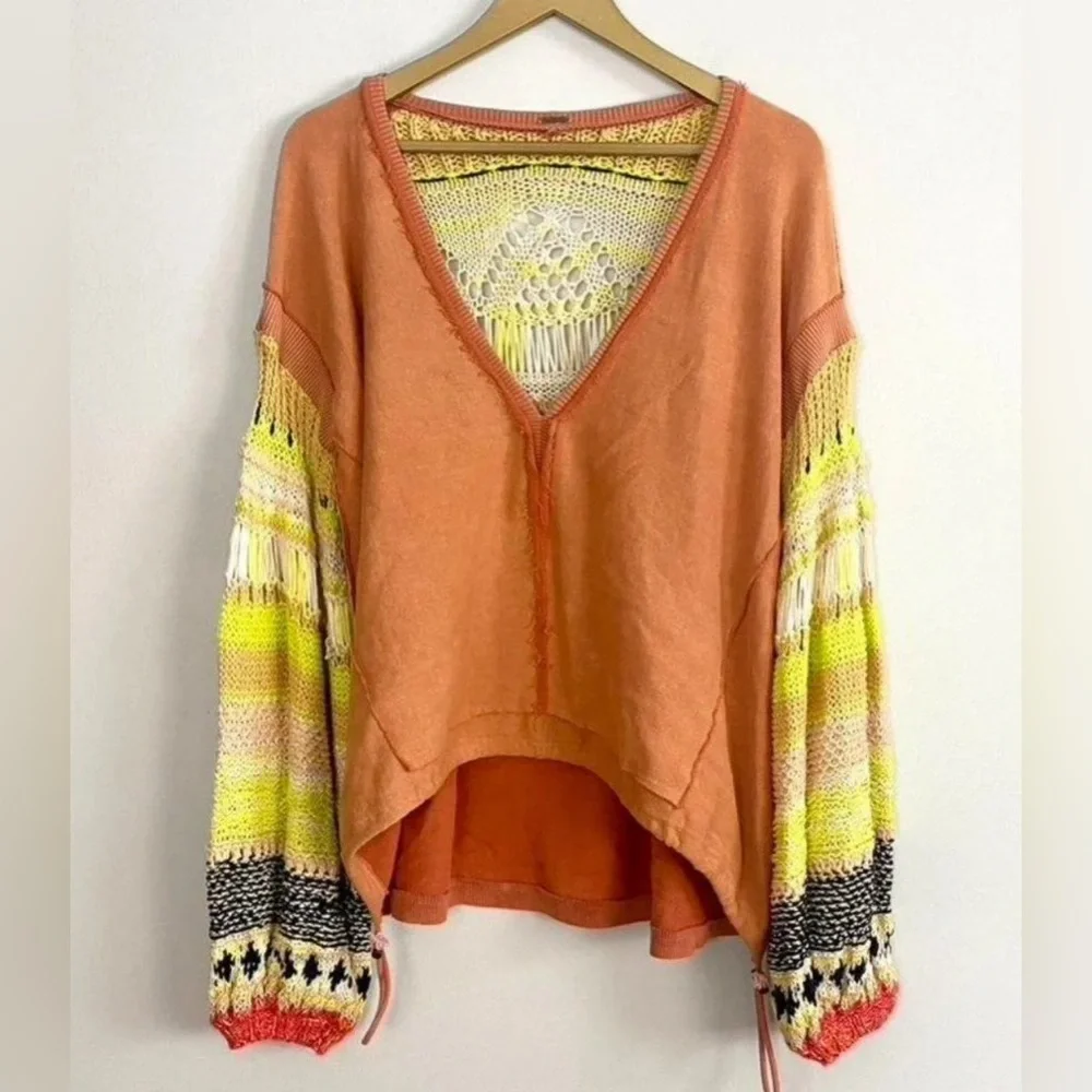 Free people over sized top w/crochet sleeves. EUC Or NWOT